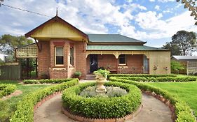 Avoca House - Gorgeous Federation Home